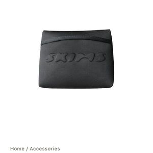 SKIMS small neoprene soot pouch